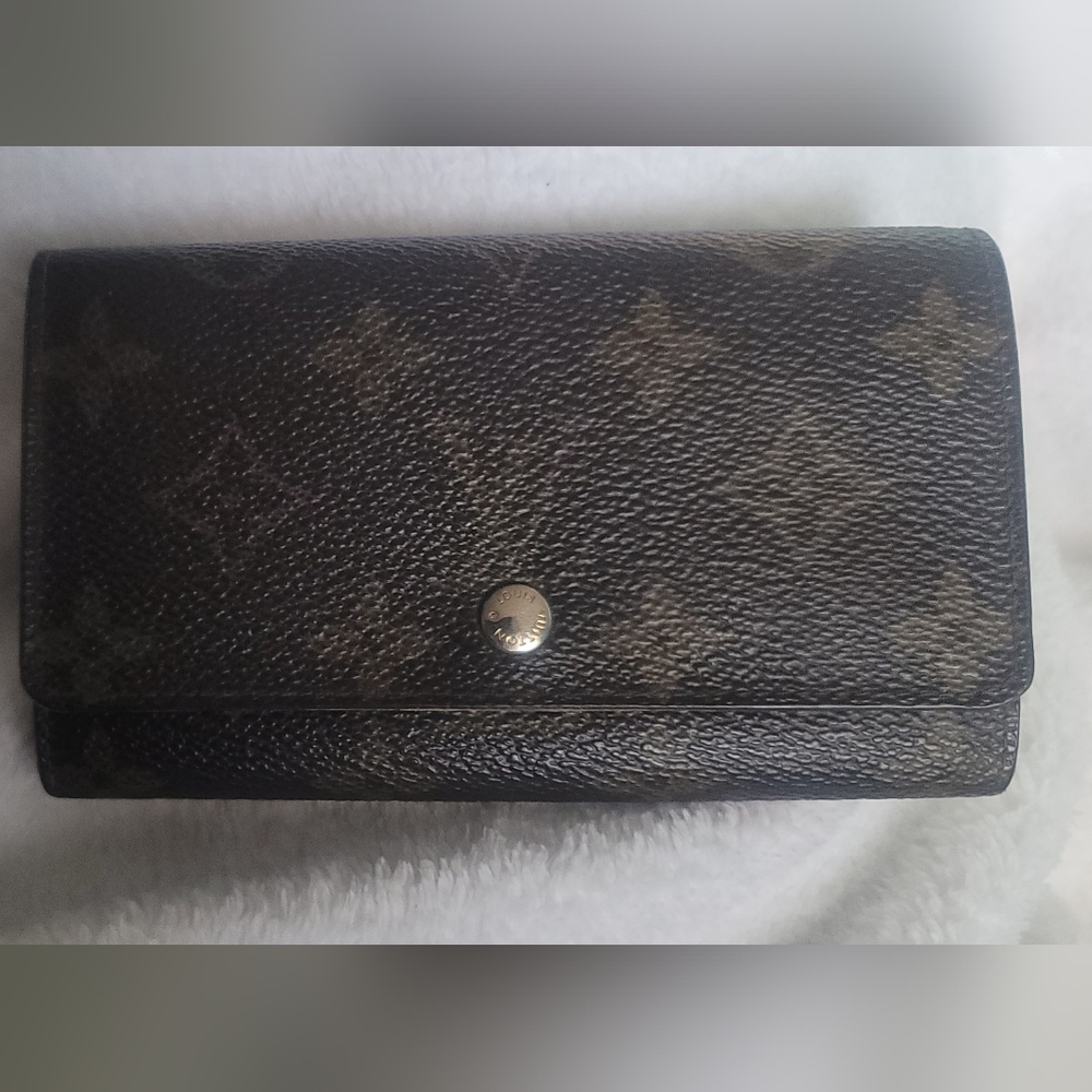 Louis Vuitton Monogram Bifold Wallet Vintage Authentic
